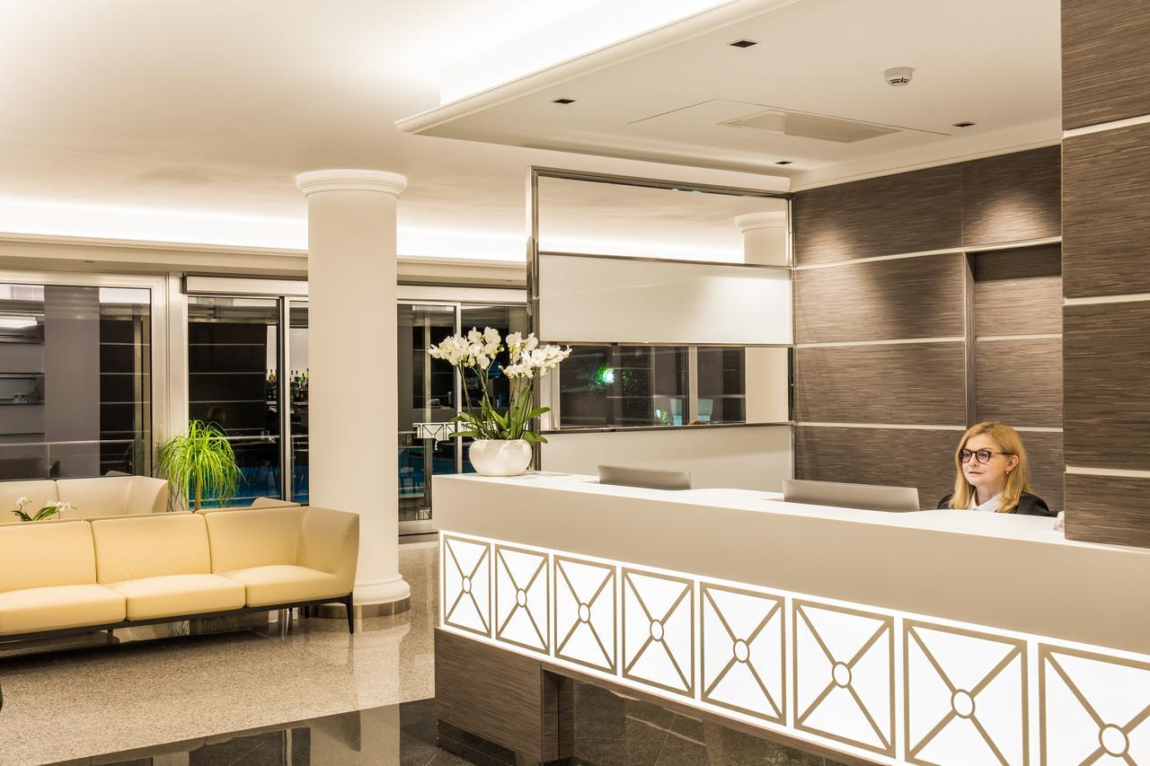 Hotel Imperial ซัน เบเนเดตโต เดล ตรอนโต ภายนอก รูปภาพ