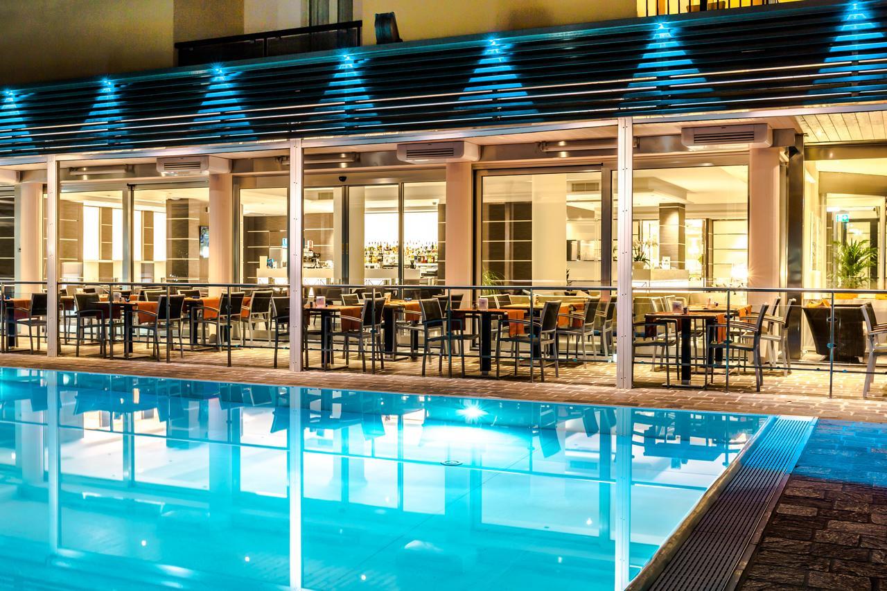 Hotel Imperial ซัน เบเนเดตโต เดล ตรอนโต ภายนอก รูปภาพ