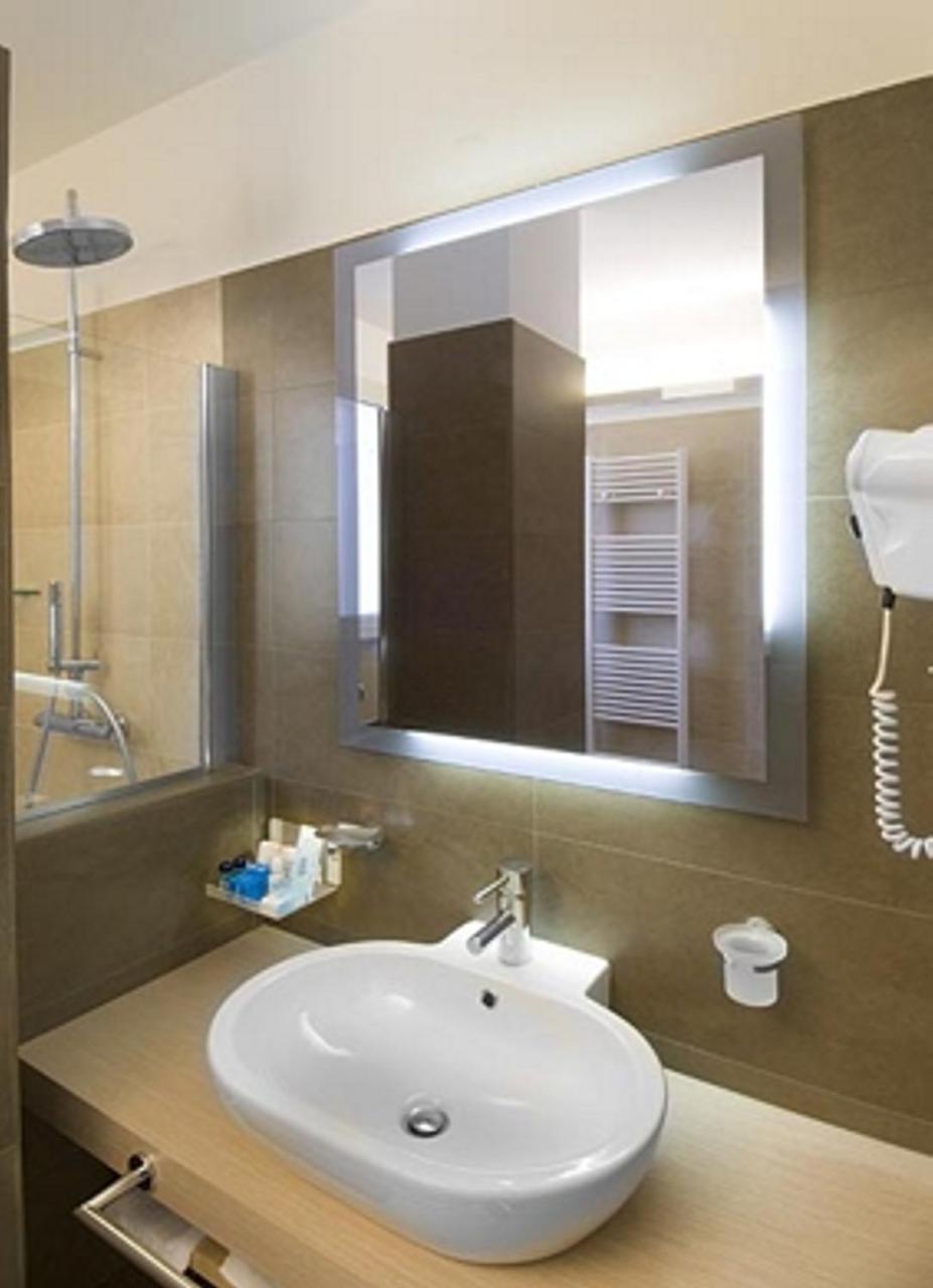 Hotel Imperial ซัน เบเนเดตโต เดล ตรอนโต ห้อง รูปภาพ